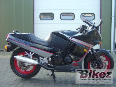 1989 Kawasaki GPX 600 R photo